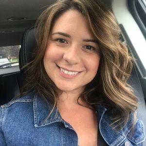 Meet your Posher, Courtney